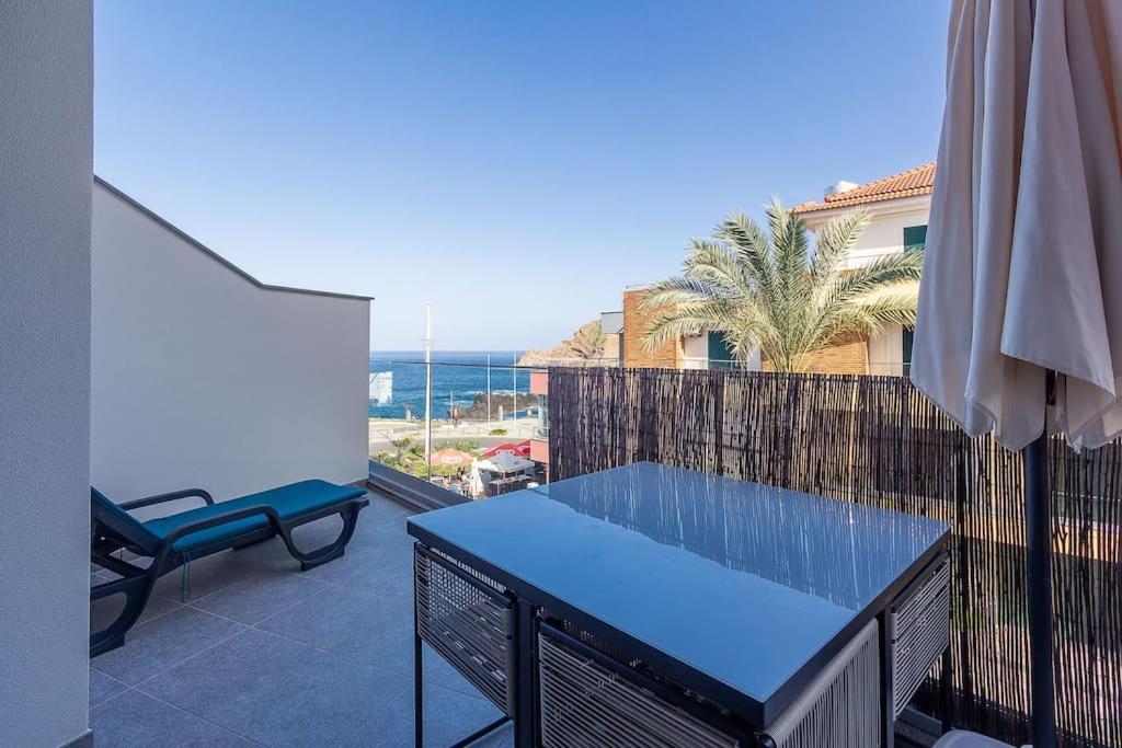 Luxury And Modern Apartment In Porto Moniz Center Esterno foto