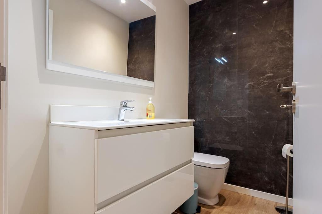 Luxury And Modern Apartment In Porto Moniz Center Esterno foto